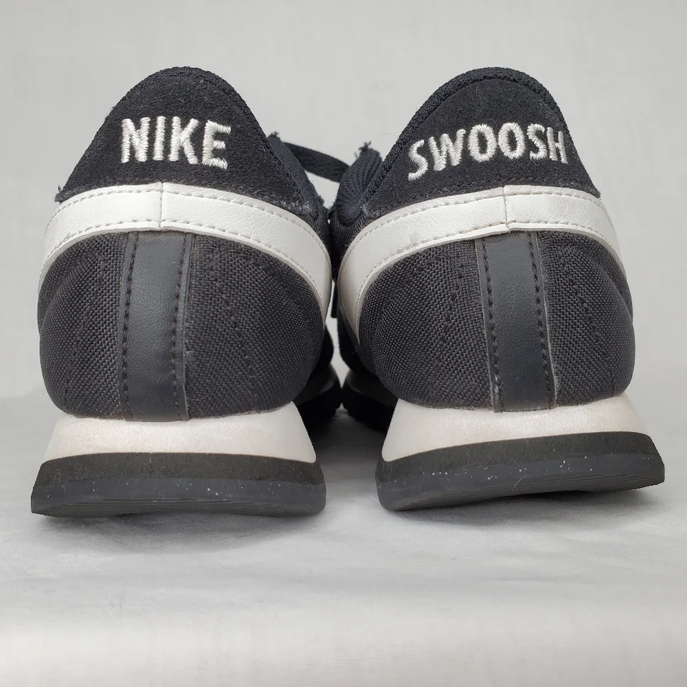 28) NIKE Pre-Love OX Suede Sz. 6